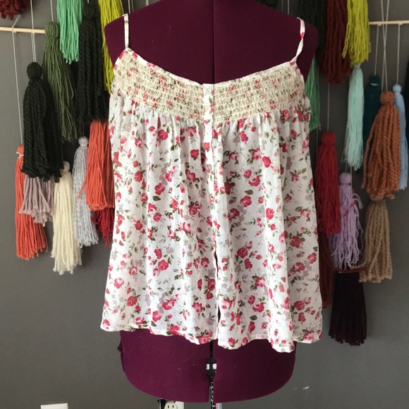 Loose Floral Spaghetti Strap Blouse - Picture 1 of 3